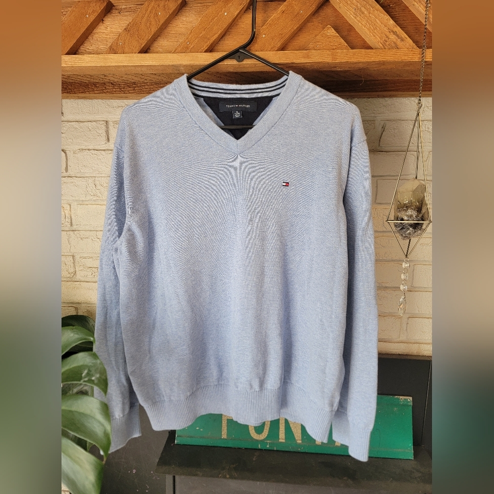 tommy hilfiger xl v neck Baby Blue sweater men